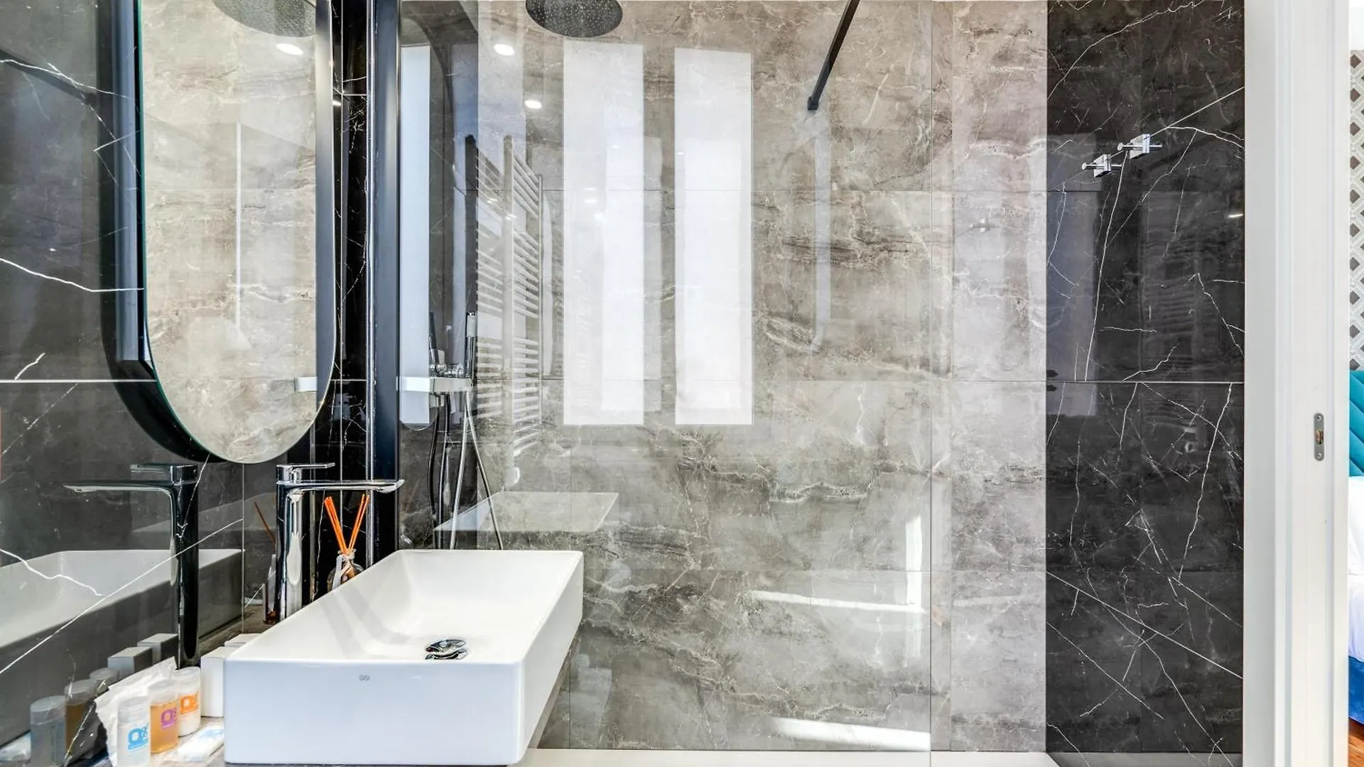 ** Guest house Arenula Suites Rome Italy