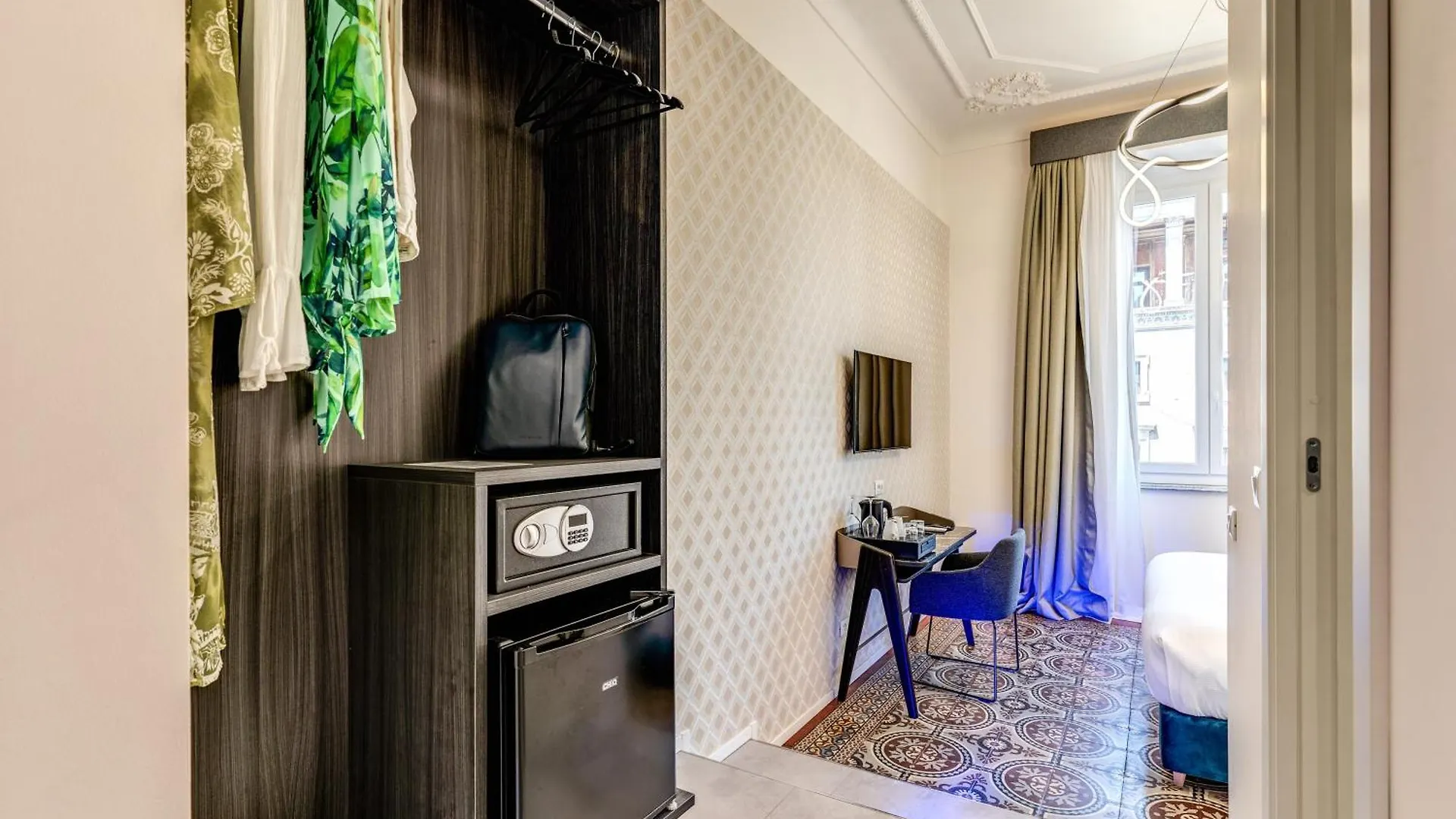 Arenula Suites Rome 2*,