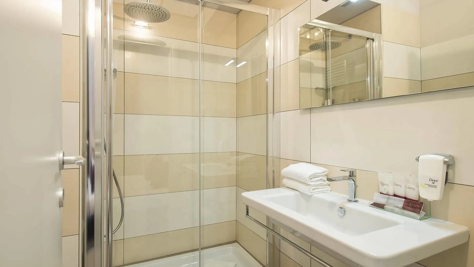 ** Guest house Arenula Suites Rome Italy