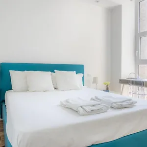 https://kissed-by-the-sun-6th-floor-apt-in-milan.it-lombardy.com